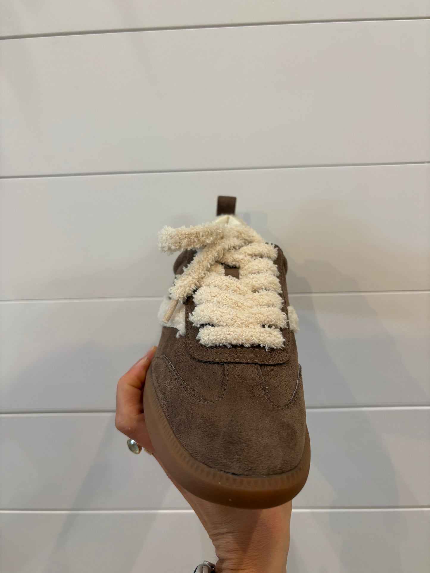 Wylder Sneaker