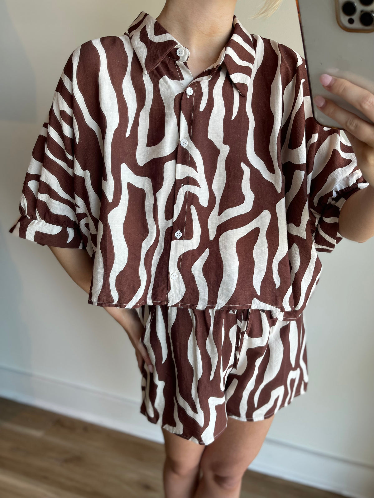 Hensley Short Set