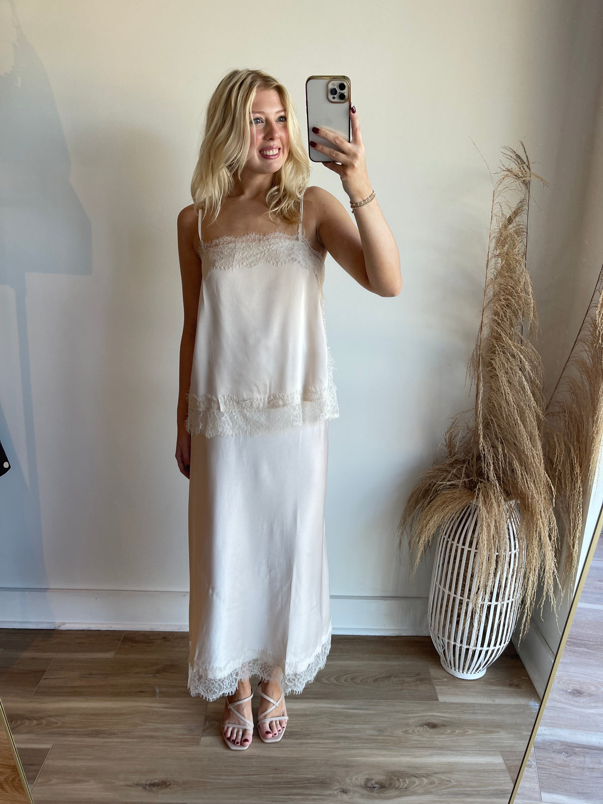 Aria Lace Midi Skirt