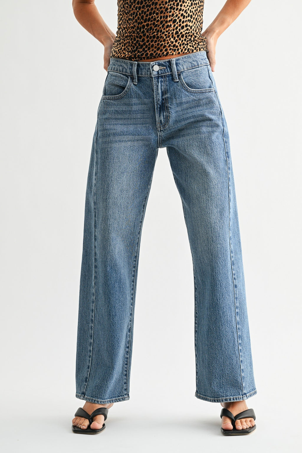 Slight Barrel Twist Jeans