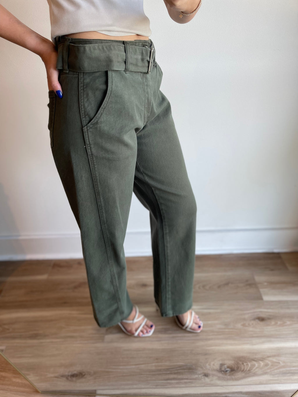 JBD Belted Tapered Straight Jeans