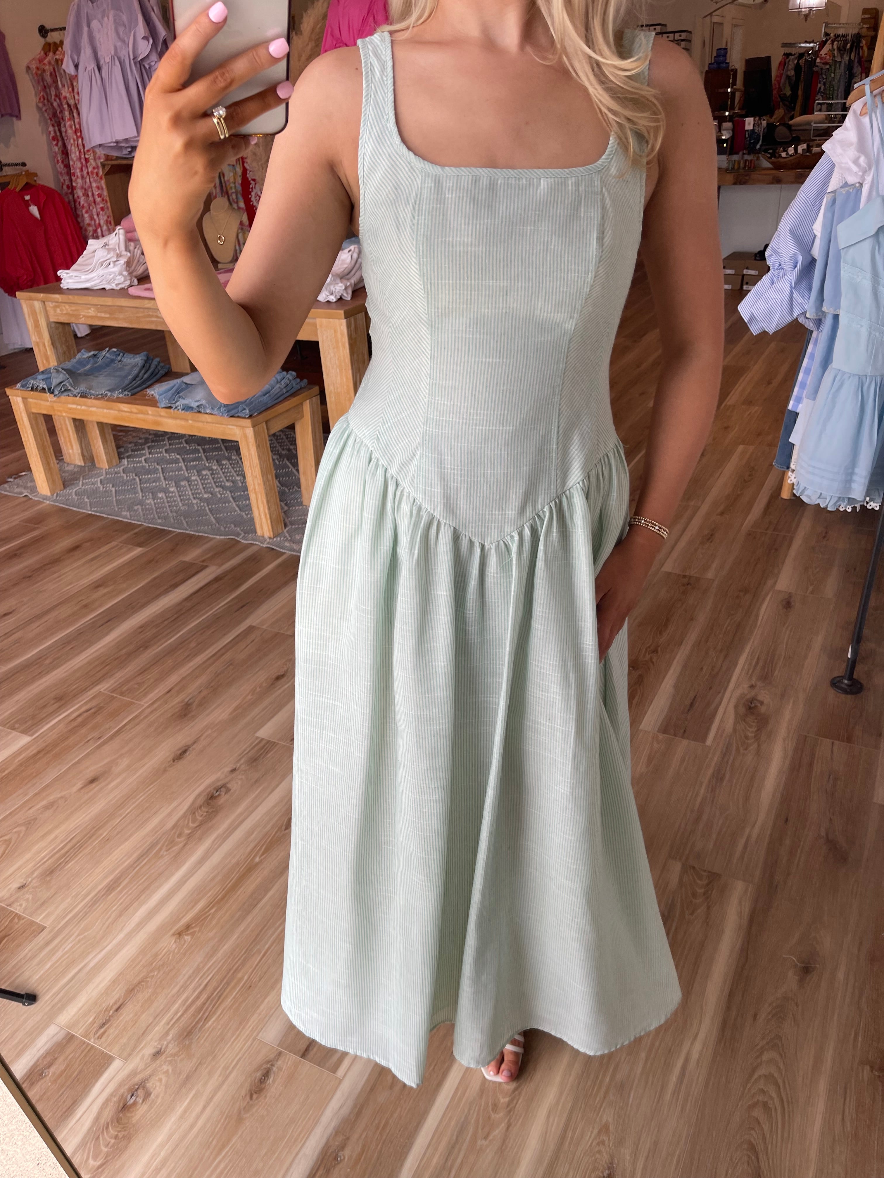 Madelyn Midi Dress