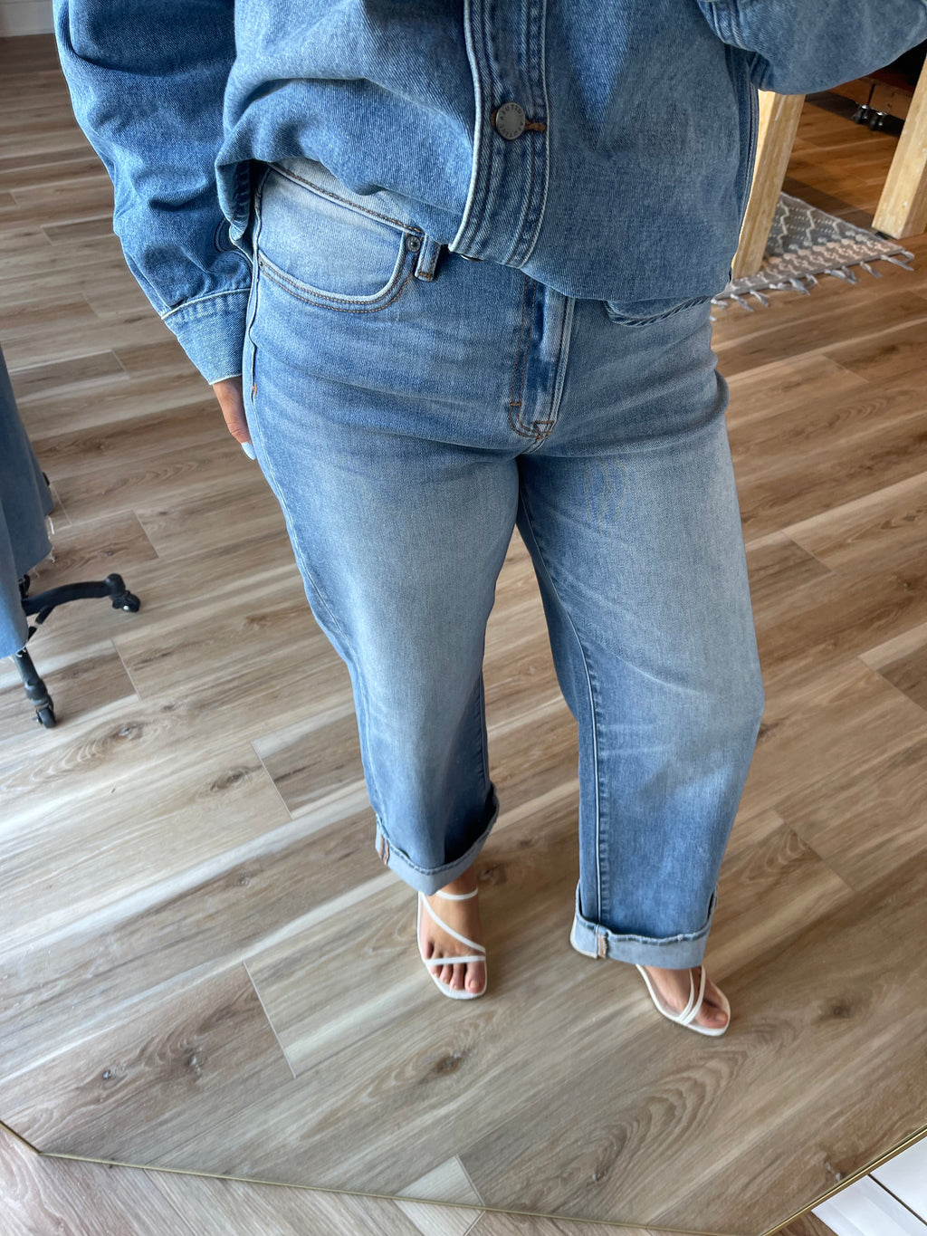 Ella Mid Rise Cuffed Denim