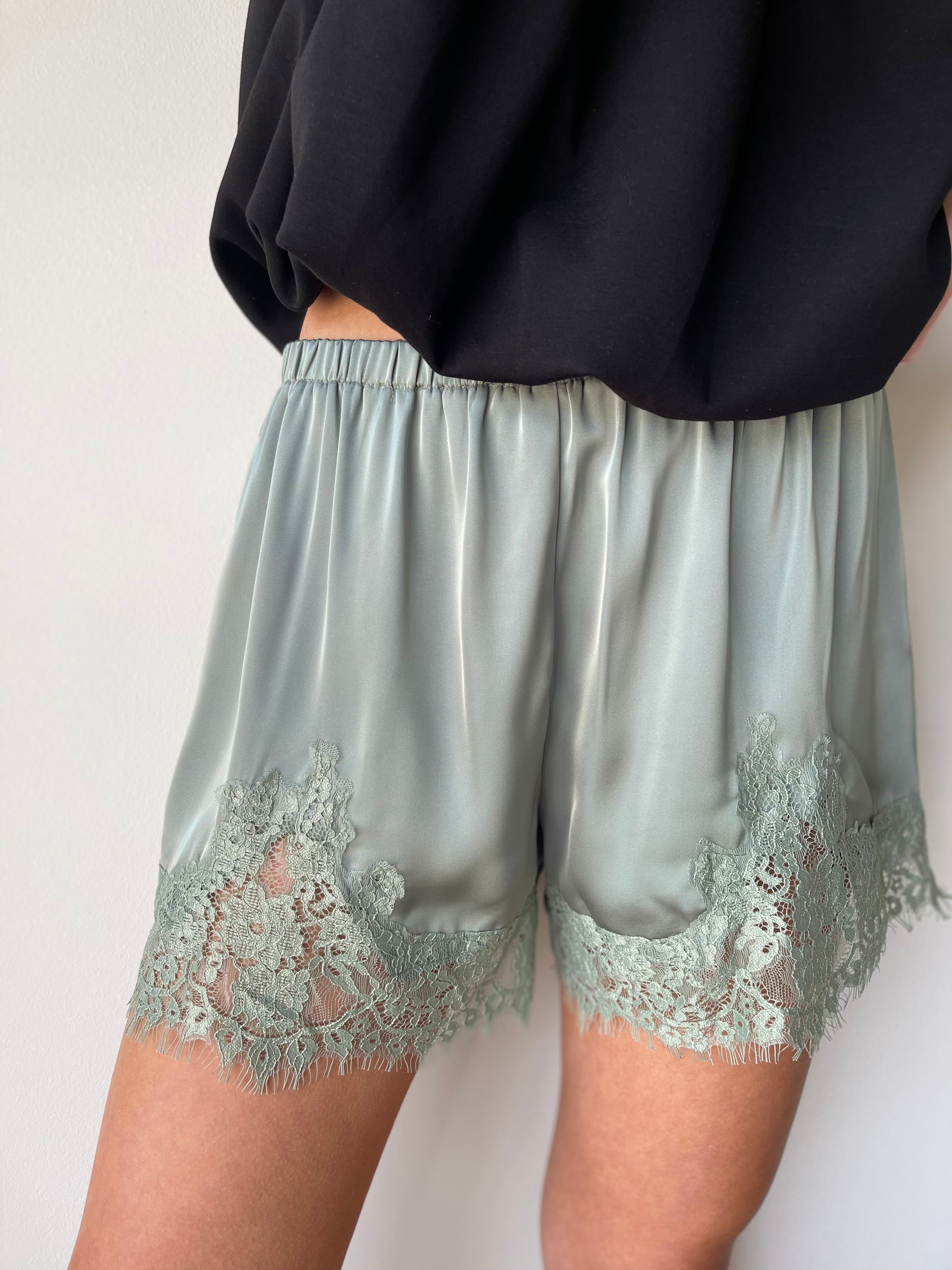 Leah Lace Shorts