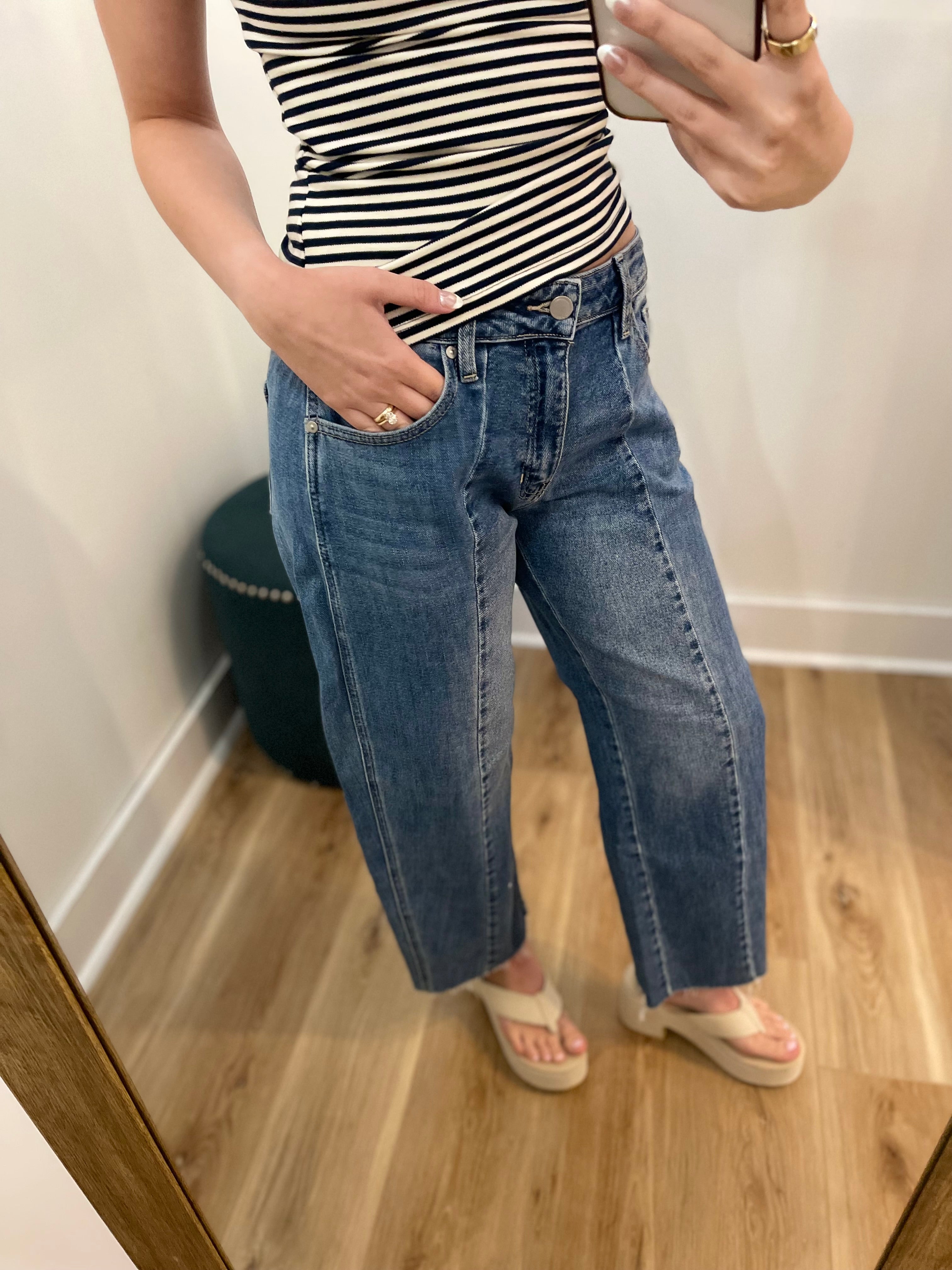 Pleated Barrel Two Toned Jeans