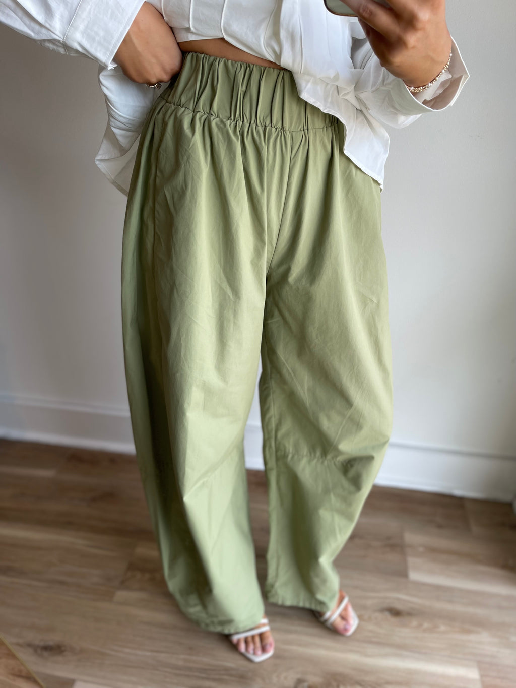 Amelia Barrel Leg Pants