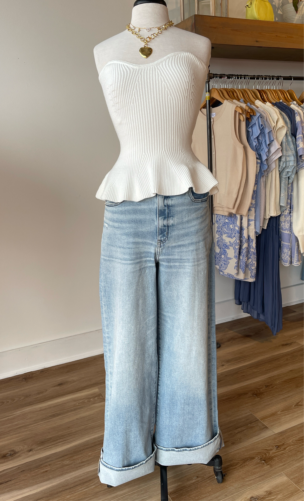 Daze Far Out High Rise Leg