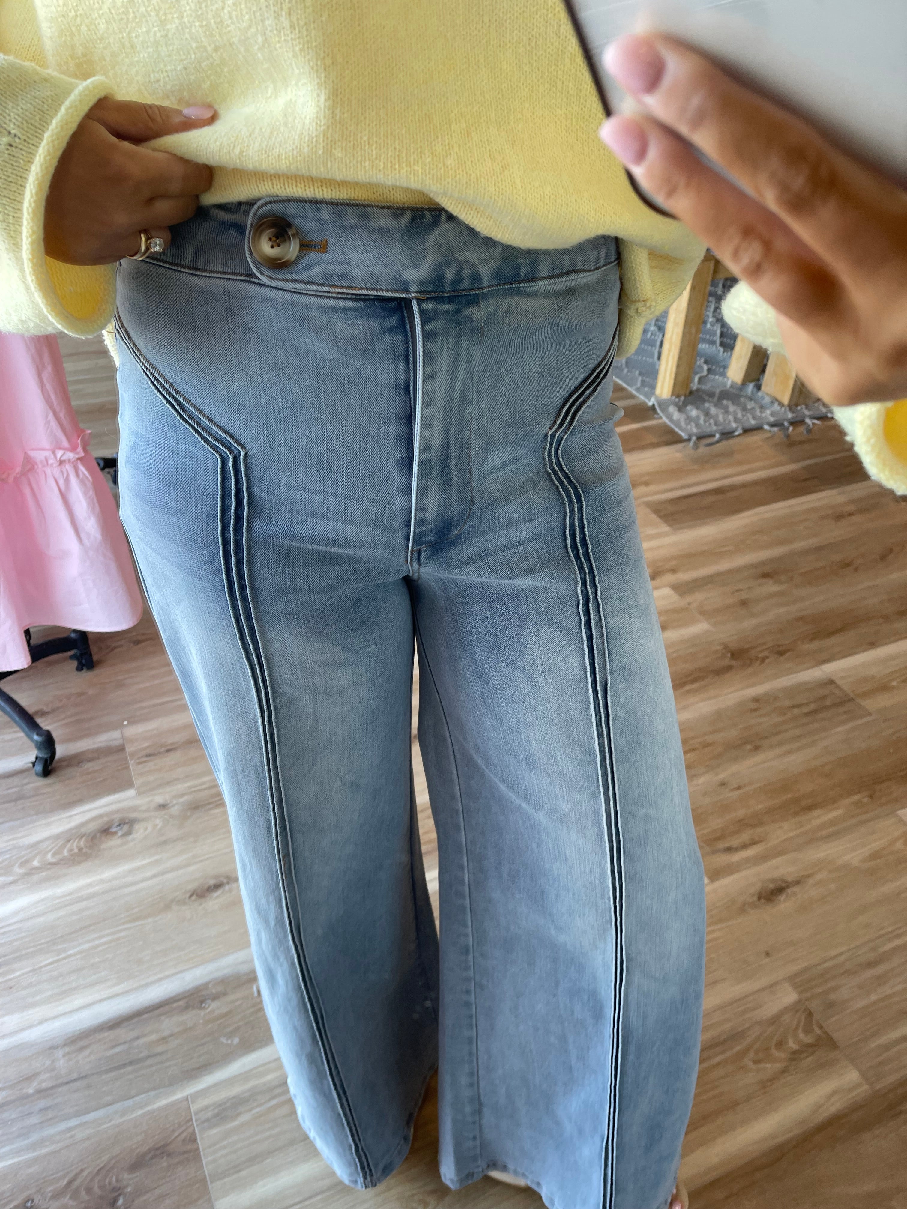 Frida Wide Leg Jeans