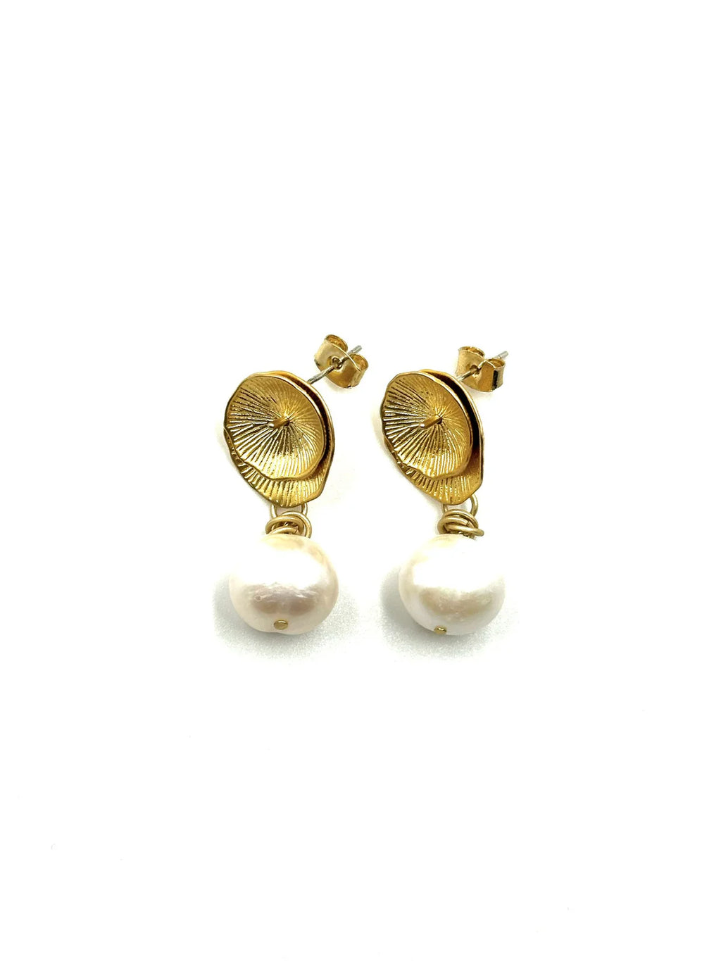 Pearl Studs