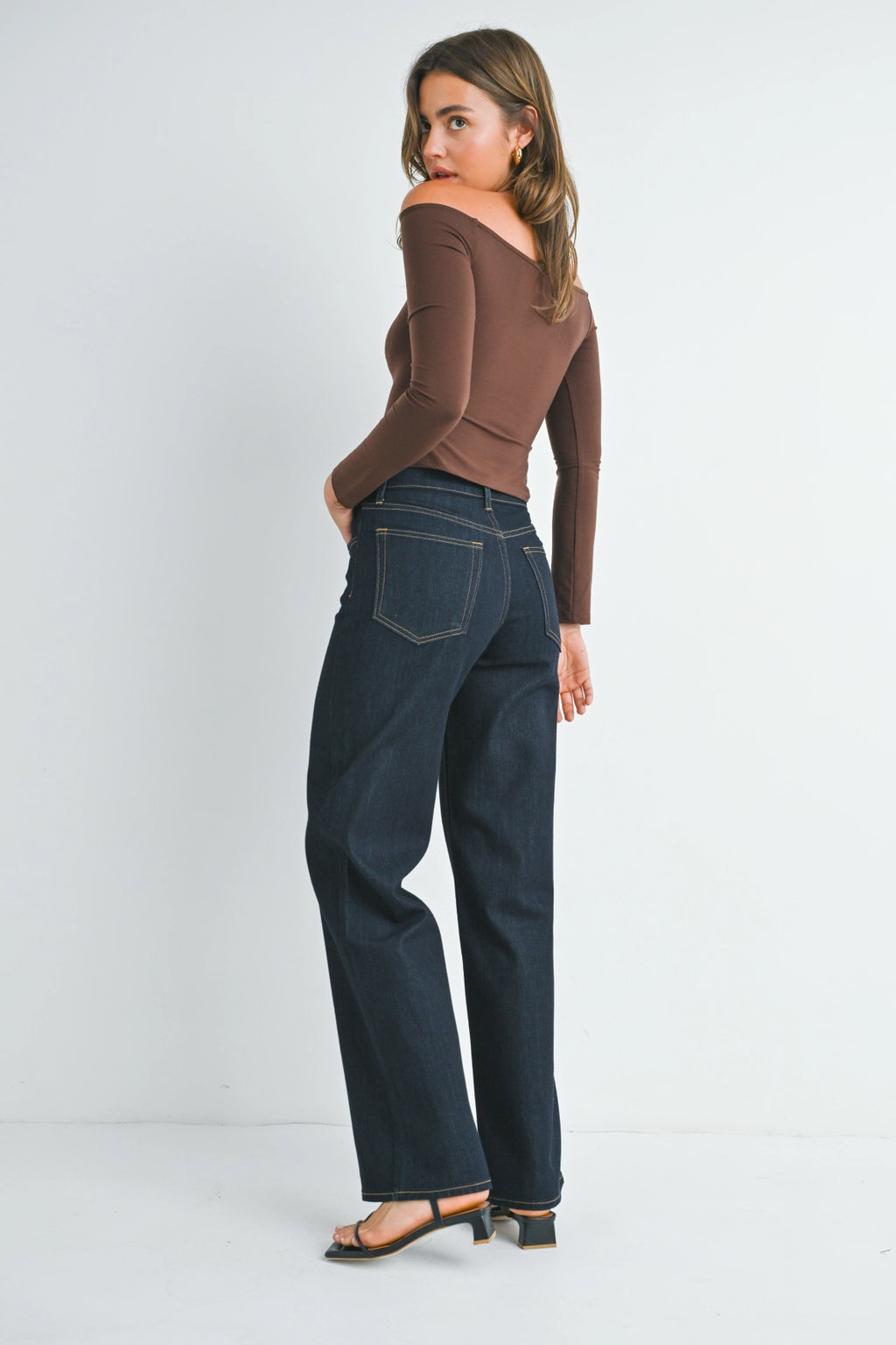 Classic Relaxed Wide Leg